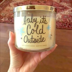 Bath and body works fireside candle baby it’s cold